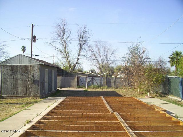 1528 West Roeser Road Phoenix, AZ 85041 - Photo 4 of 25 C:\fakepath\023-276703 - Backyard