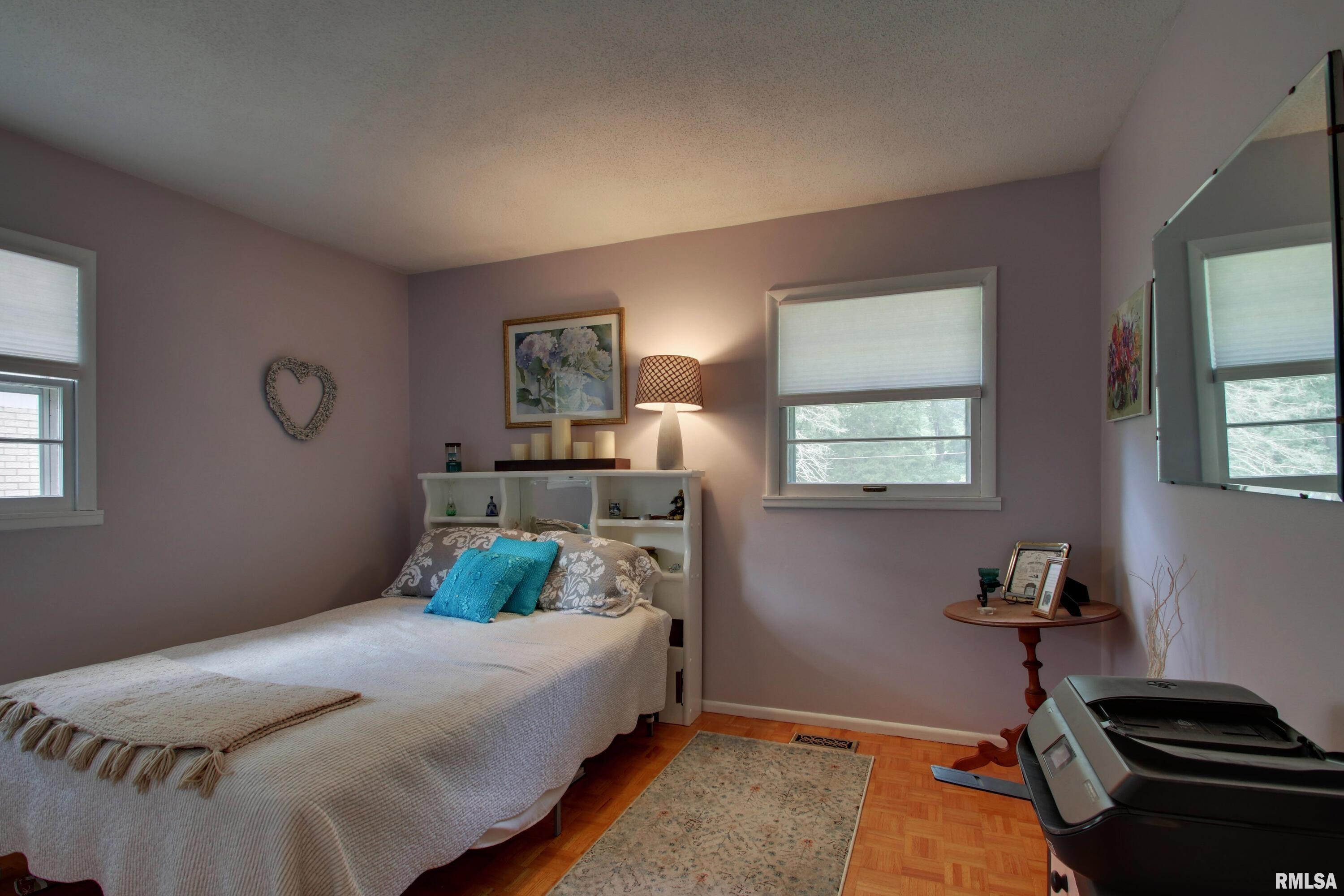 1240 Curtis Creek Road Quincy, IL 62301 - Photo 15 of 26 Gallery Image 15