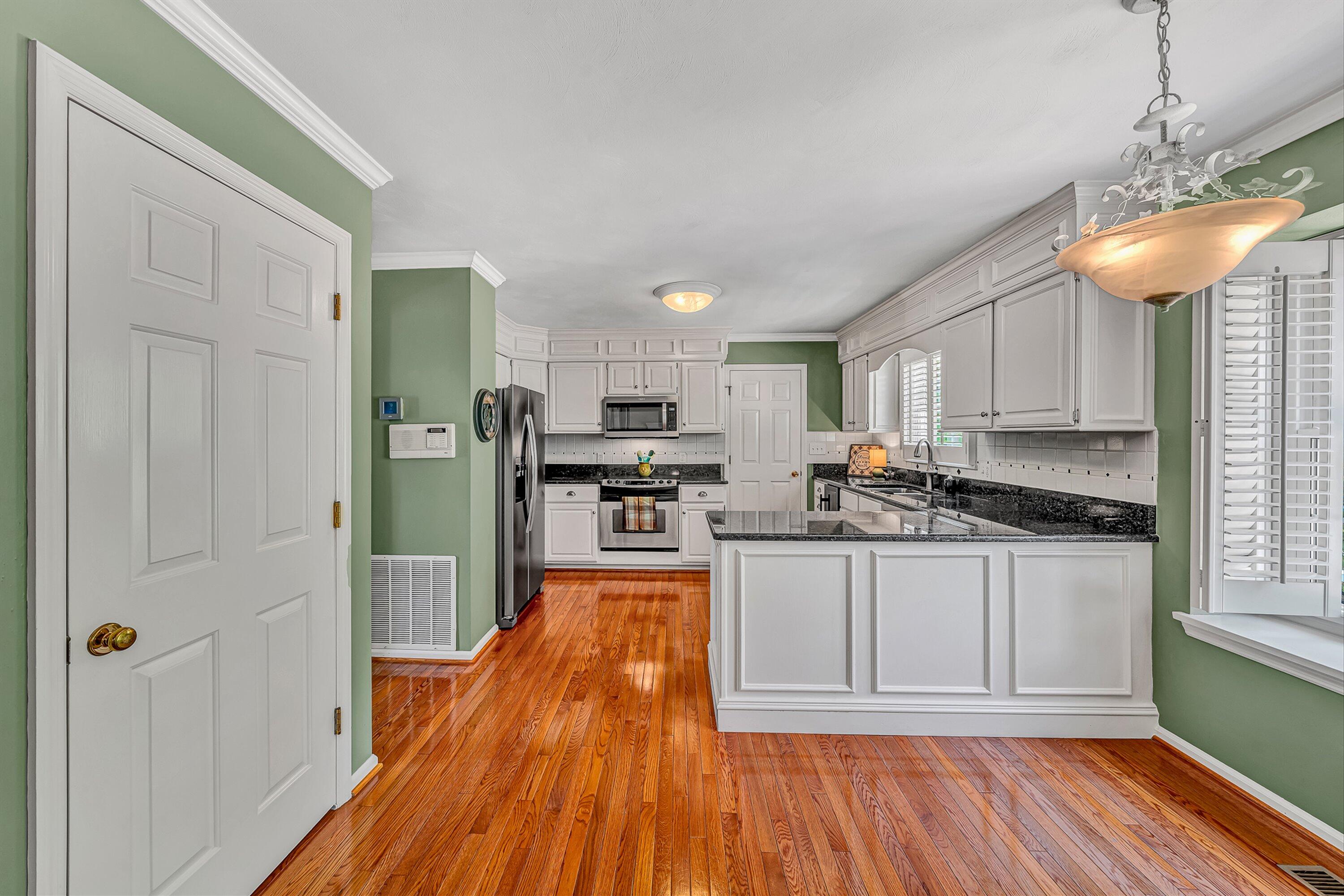58 Stonehaven Lane Blue Ridge, VA 24064 - Photo 12 of 53 58 Stonehaven