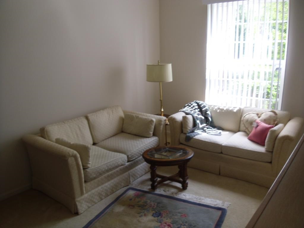 1841 Flagstone Circle Rochester, MI 48307 - Photo 16 of 28 31206071-15.JPG