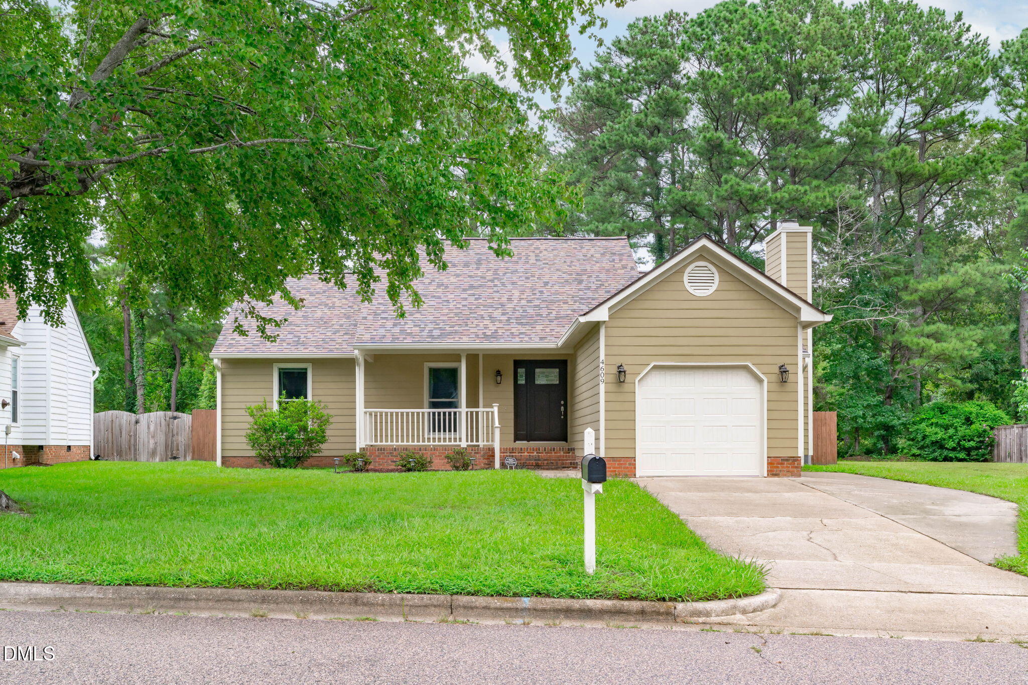 4609 Knightsbridge Way Raleigh, NC 27604 - Photo 34 of 35 B (11 of 12)
