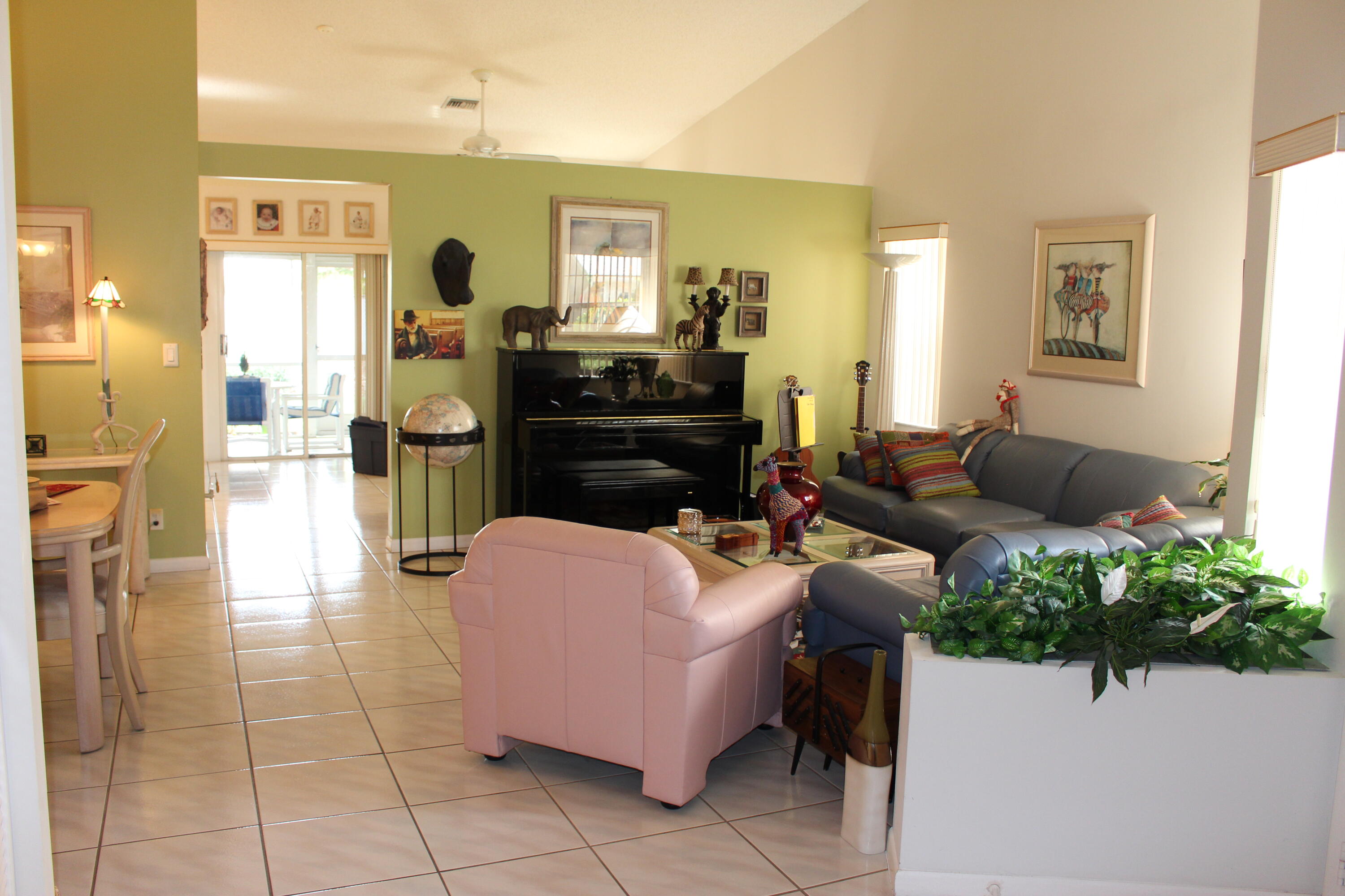 10001 Country Brook Road Boca Raton, FL 33428 - Photo 9 of 20 2021-06-02 21.48.18