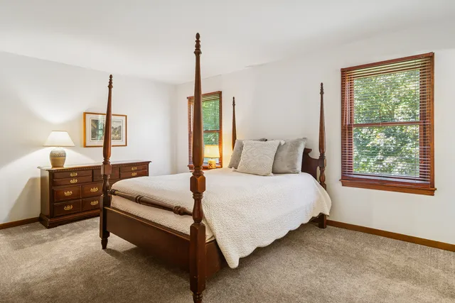 $390,000 | 216 Lexington Avenue, Fox River Grove, IL 60021