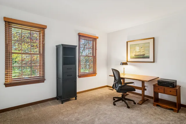 $390,000 | 216 Lexington Avenue, Fox River Grove, IL 60021