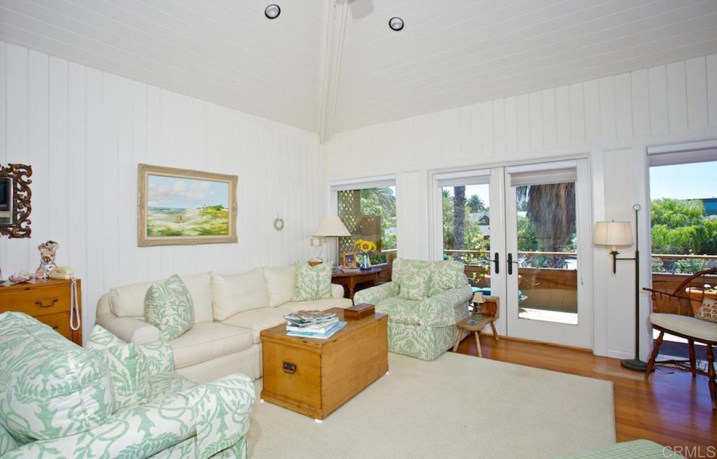 2001 Ocean Front Del Mar, CA 92014 - Photo 6 of 10