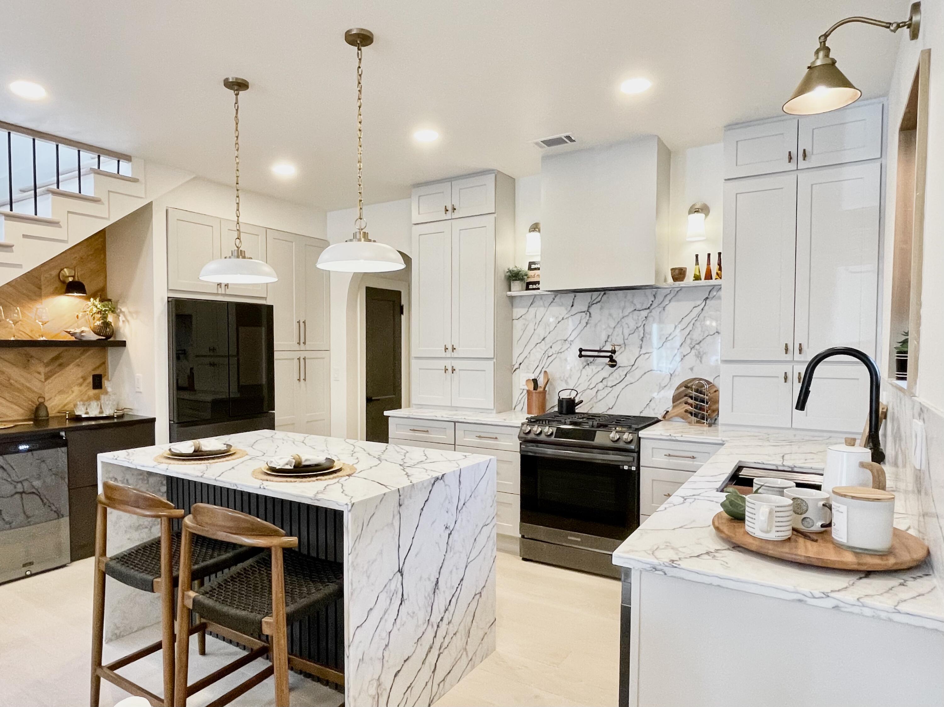 63 Simons Street Charleston, SC 29403 - Photo 16 of 47 311