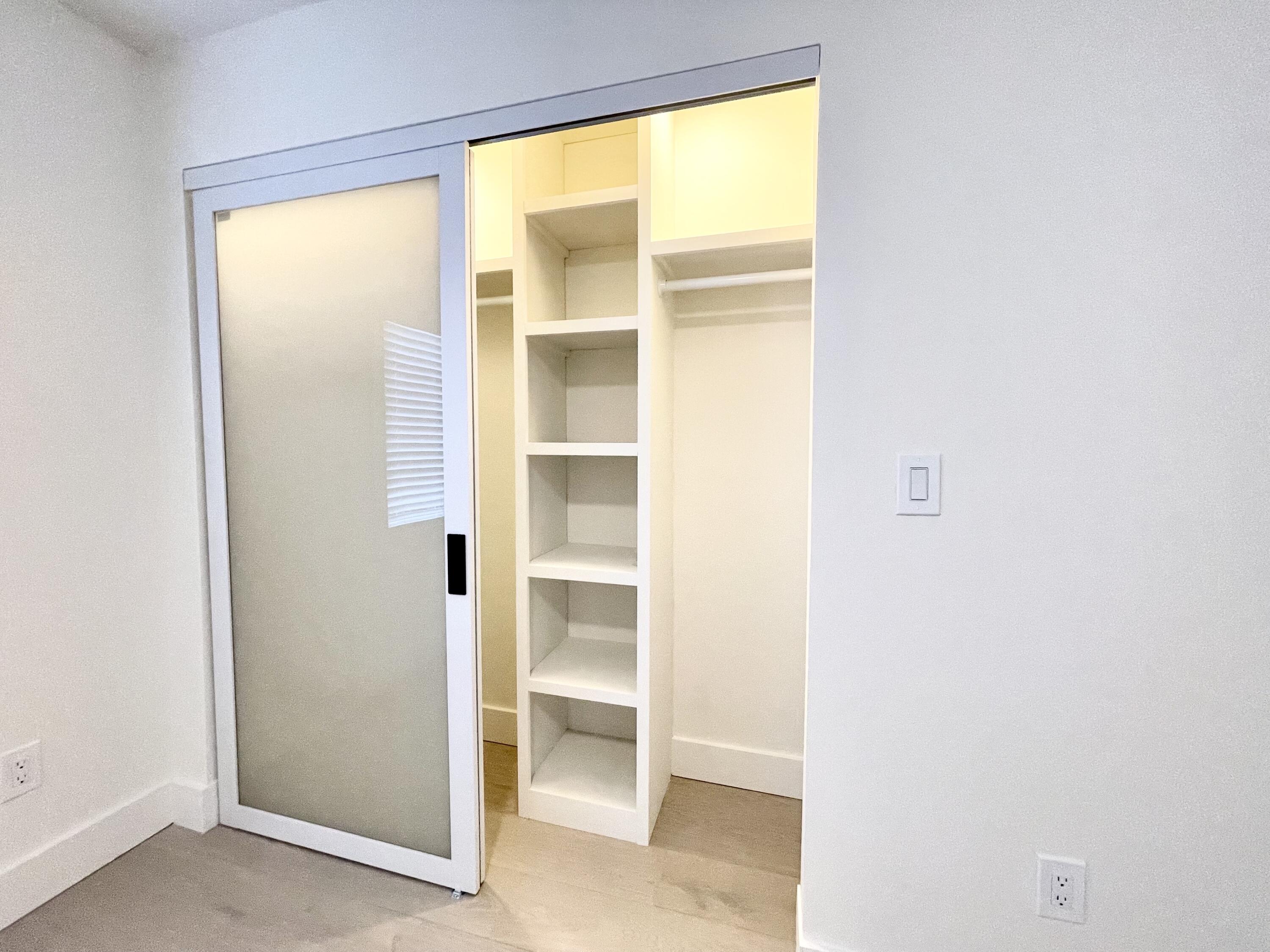 63 Simons Street Charleston, SC 29403 - Photo 41 of 47 606