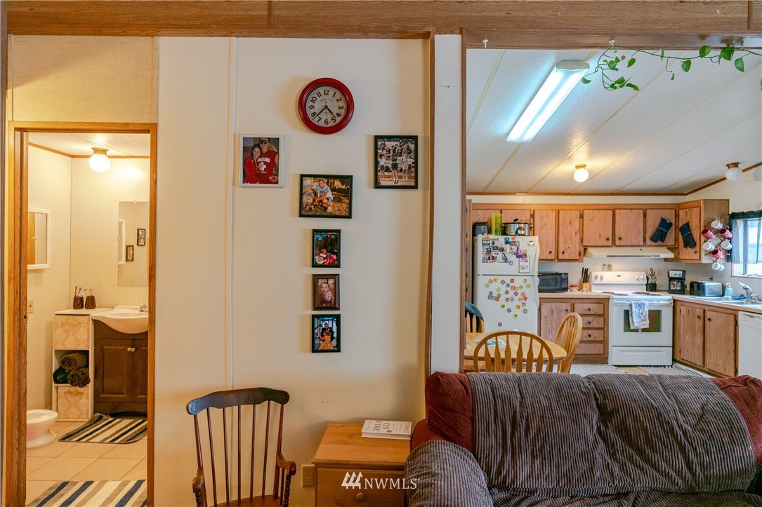 6480 Navarre Coulee Road Chelan, WA 98816 - Photo 12 of 21 Gallery Image 12