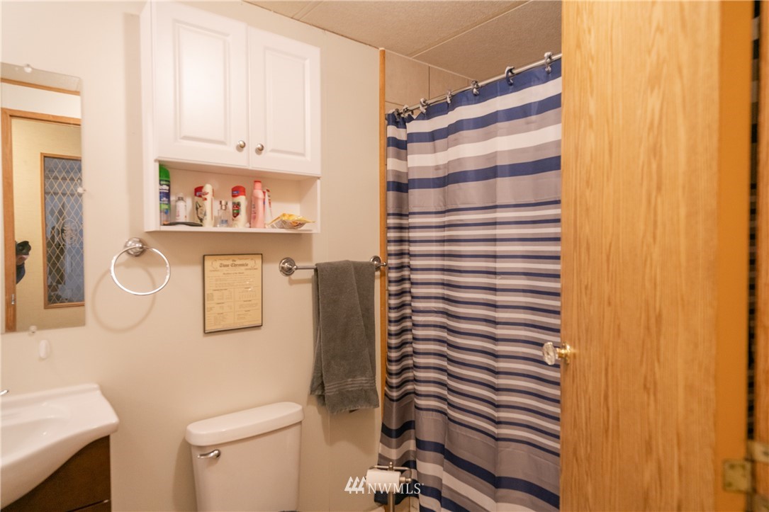 6480 Navarre Coulee Road Chelan, WA 98816 - Photo 15 of 21 Gallery Image 15
