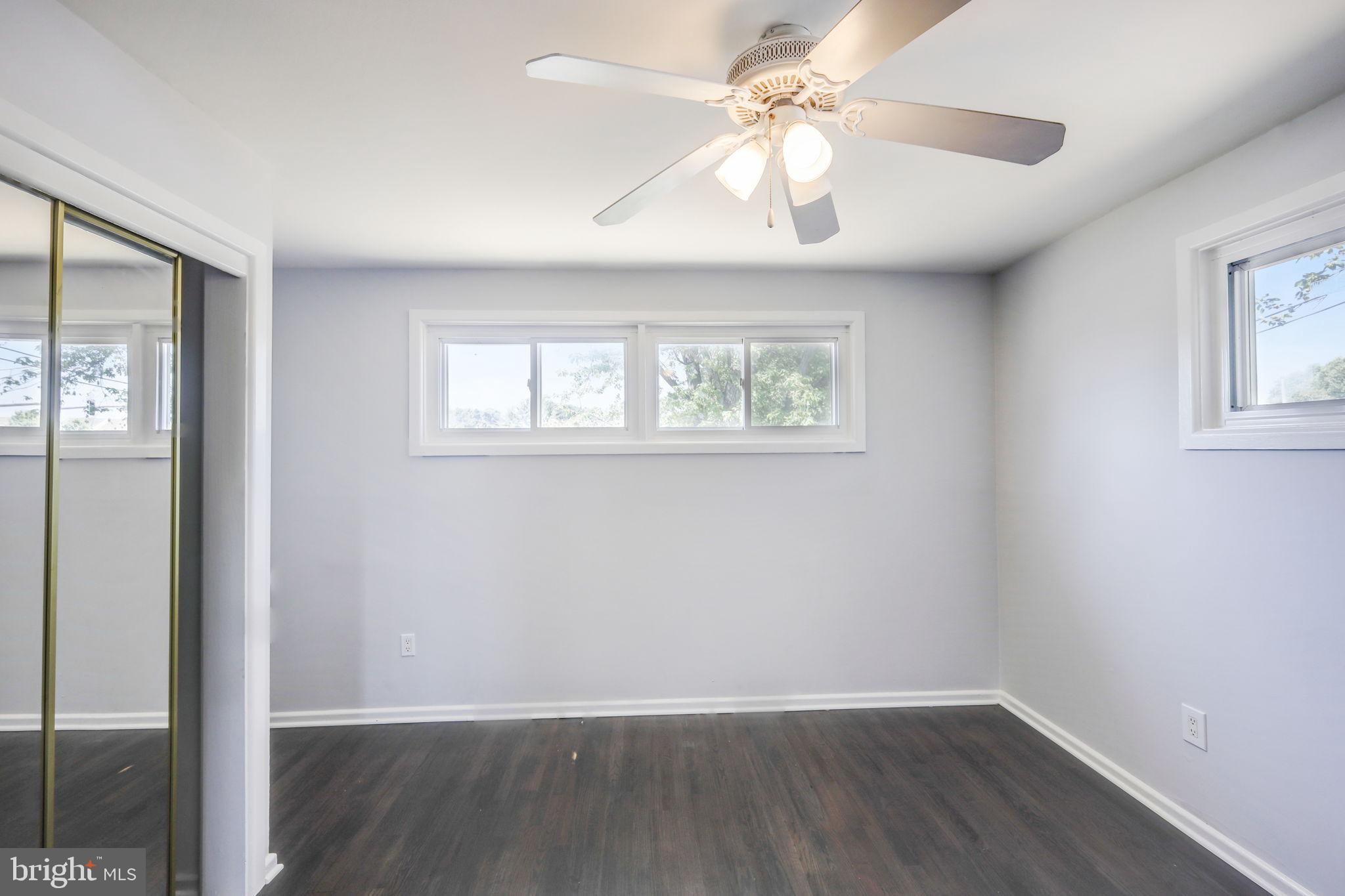 2 Appian Way Pasadena, MD 21122 - Photo 15 of 34