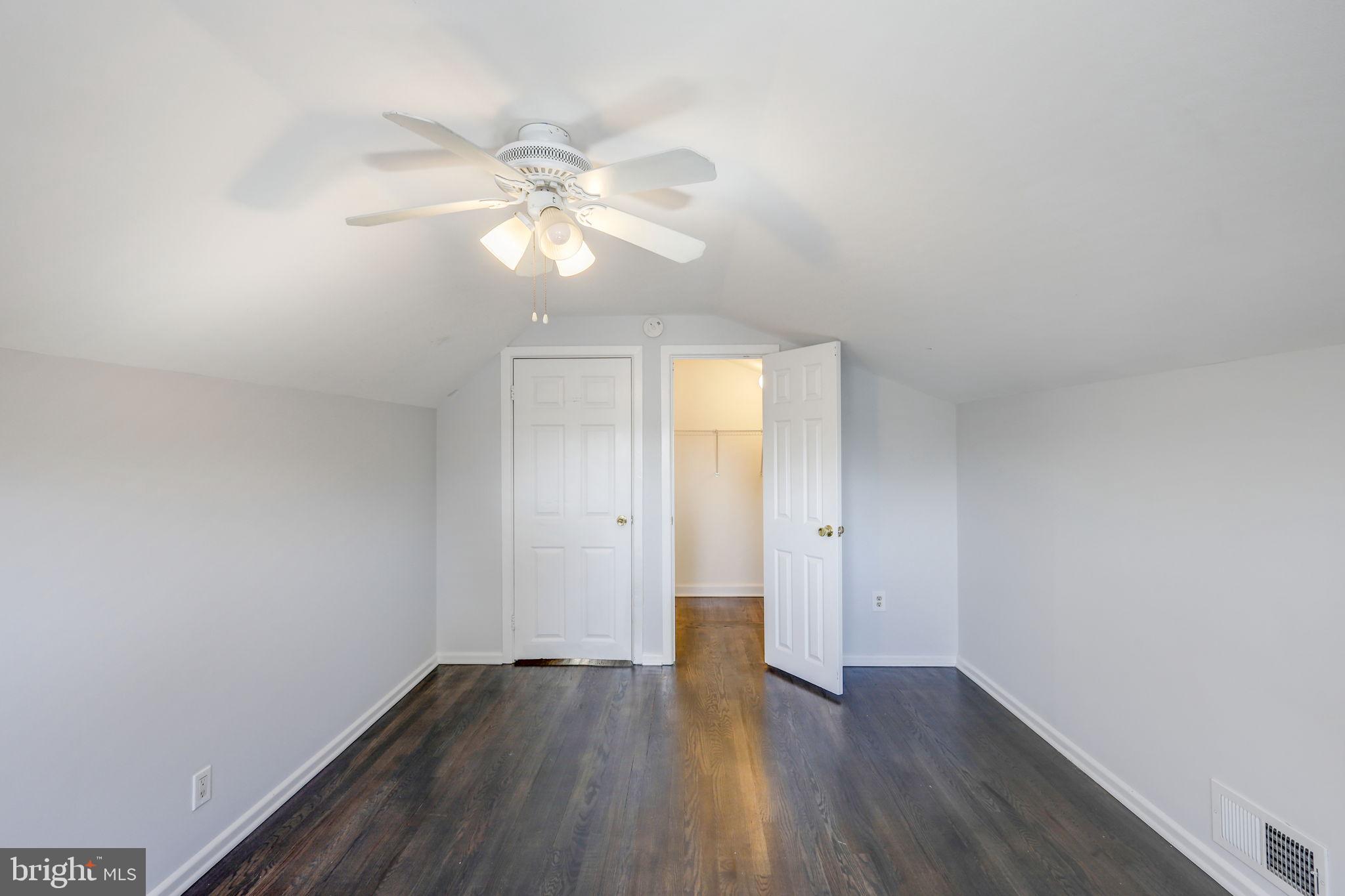 2 Appian Way Pasadena, MD 21122 - Photo 23 of 34