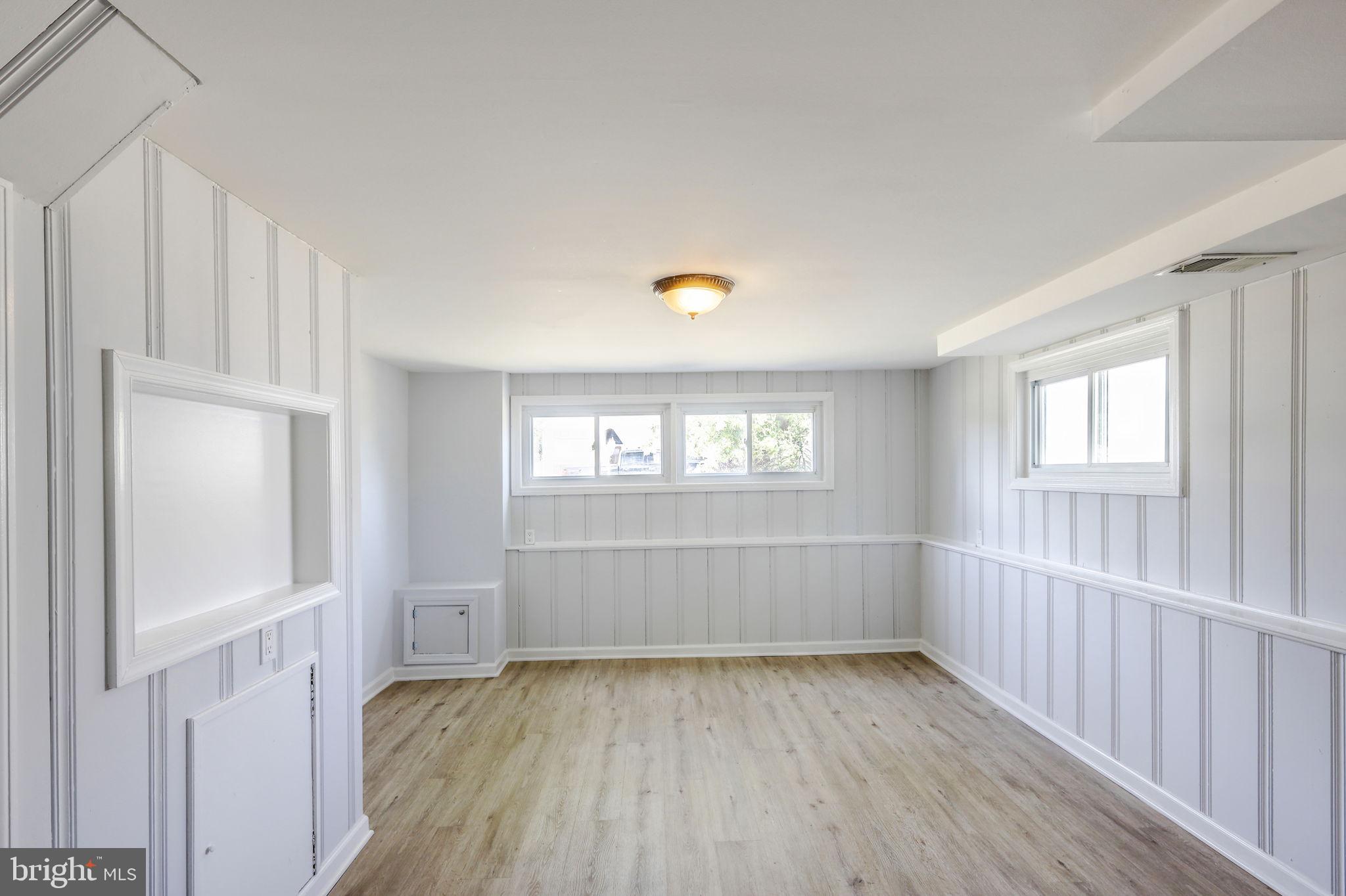 2 Appian Way Pasadena, MD 21122 - Photo 27 of 34