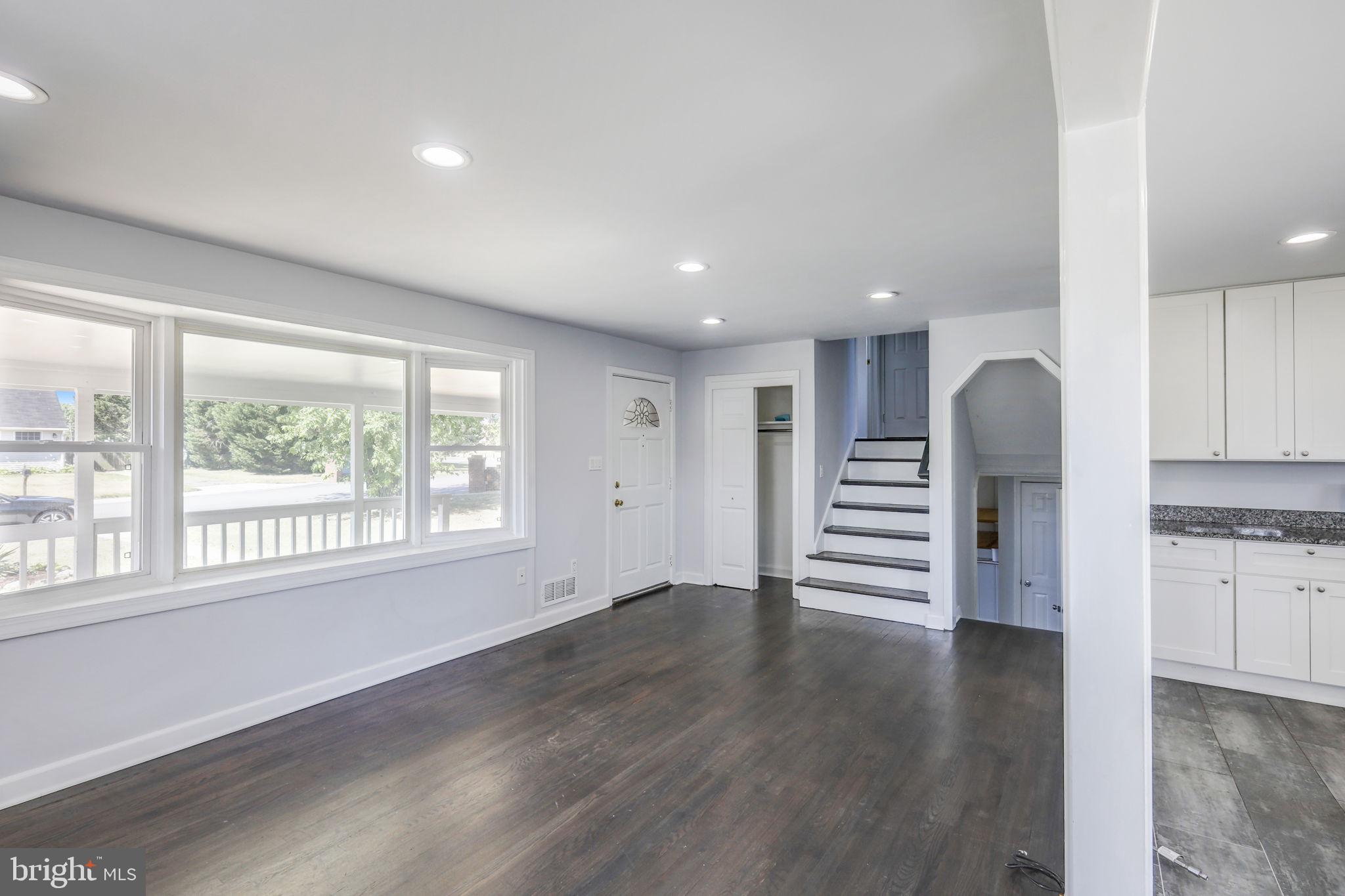 2 Appian Way Pasadena, MD 21122 - Photo 7 of 34