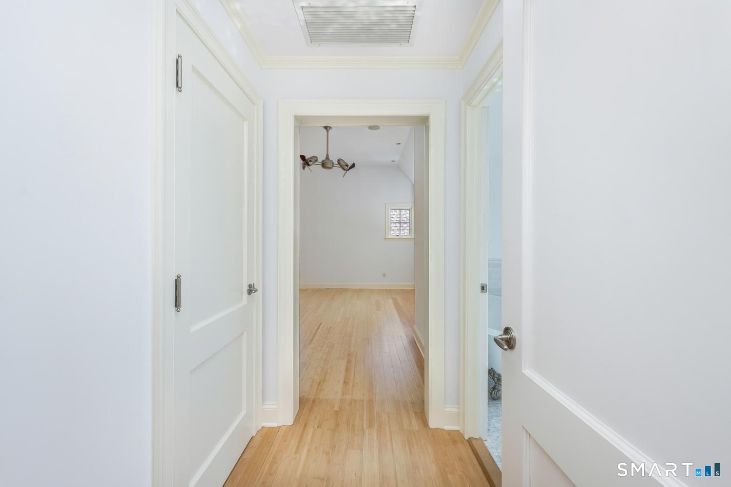 14 Rocky Point Road Norwalk, CT 06853 - Photo 17 of 37