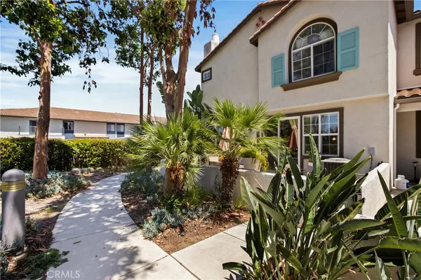 $699,000 | 310 Sunset Way, Unit 5, Oceanside, CA 92058