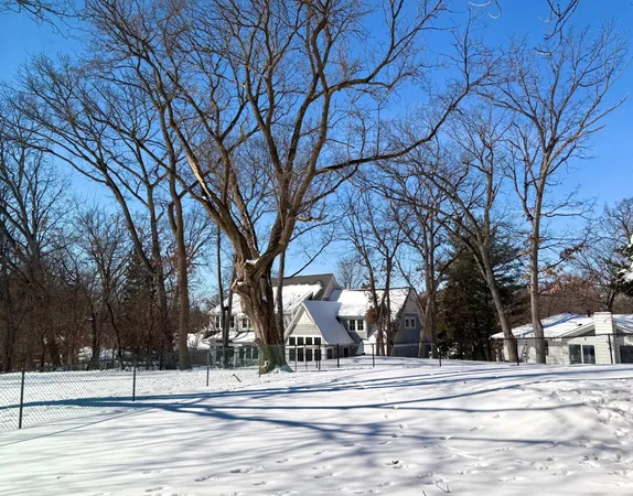 $3,900 | 6904 Gleason Road, Edina, MN 55439