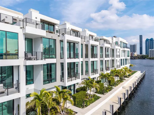 $2,819,500 | 4098 Northeast 167th Street, Unit 9, North Miami Beach, FL 33160