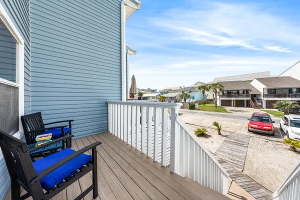$345,000 | 1430 Tina Drive, Unit 10, Navarre, FL 32566