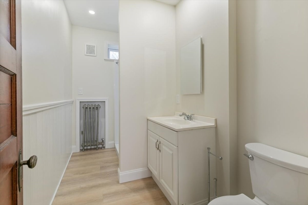 412 Cabot Street Beverly, MA 01915 - Photo 14 of 39