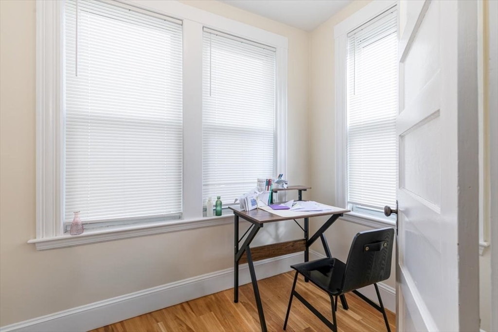 412 Cabot Street Beverly, MA 01915 - Photo 26 of 39