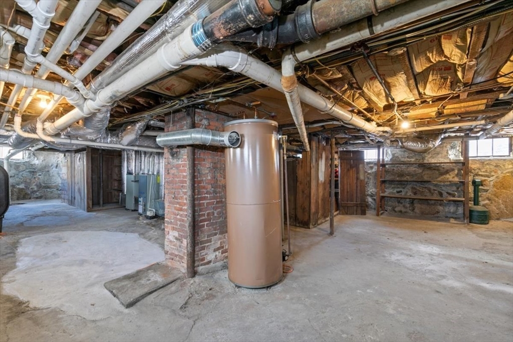 412 Cabot Street Beverly, MA 01915 - Photo 36 of 39