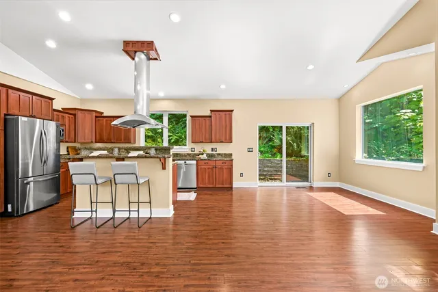 $565,000 | 6 Lake Louise Drive, Bellingham, WA 98229