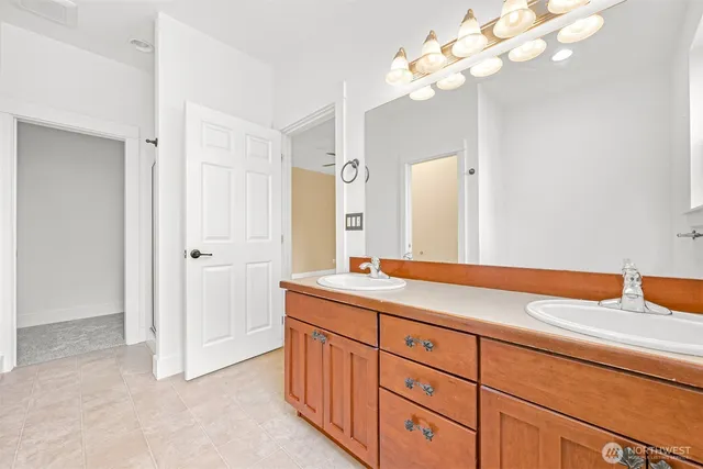 $565,000 | 6 Lake Louise Drive, Bellingham, WA 98229