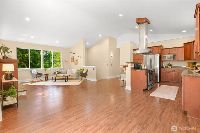 $565,000 | 6 Lake Louise Drive, Bellingham, WA 98229