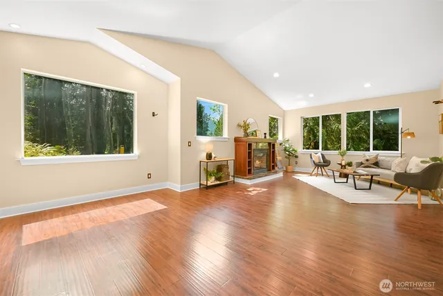 $565,000 | 6 Lake Louise Drive, Bellingham, WA 98229