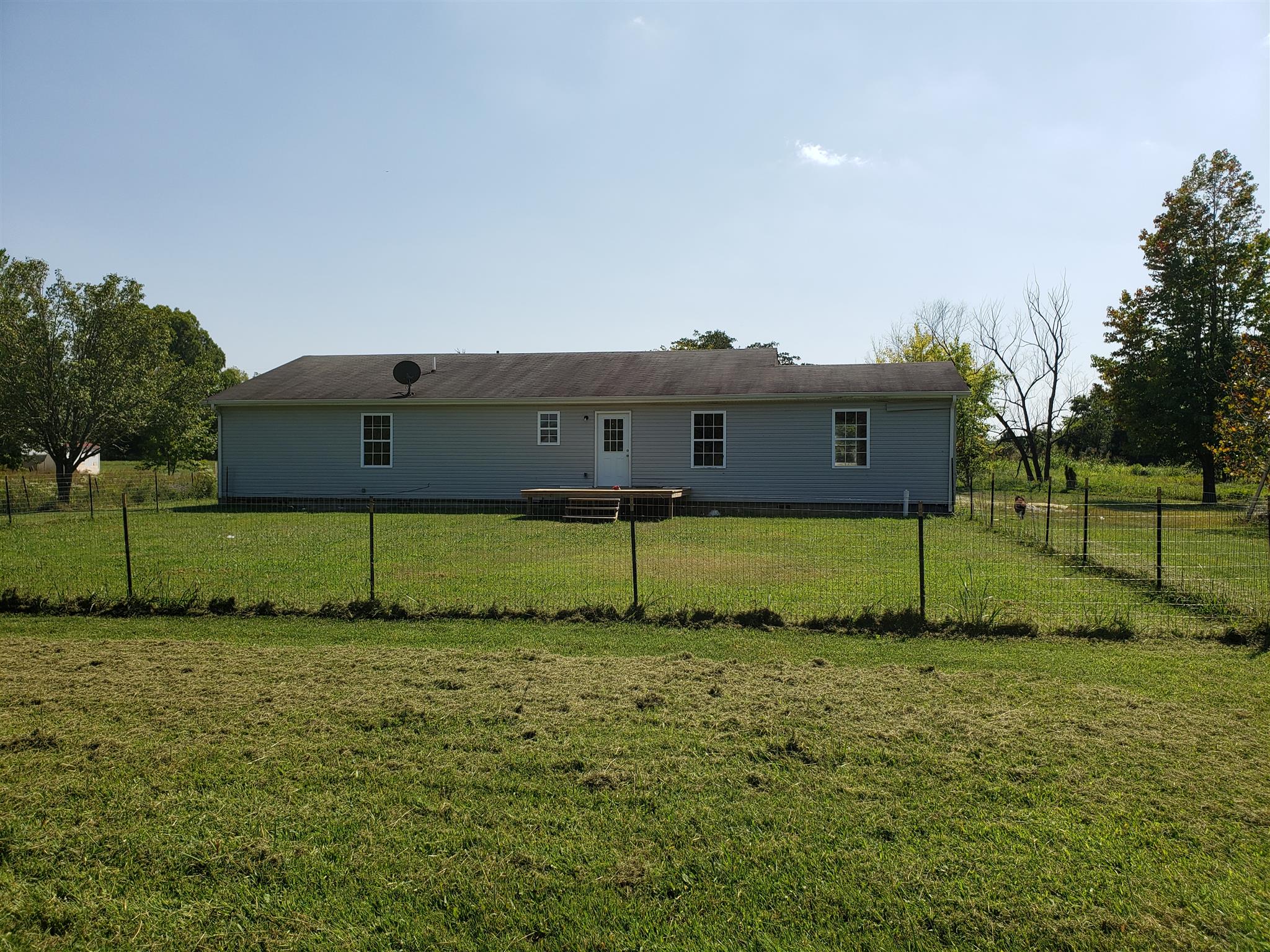 47 McAfee Road Morrison, TN 37357 - Photo 2 of 16