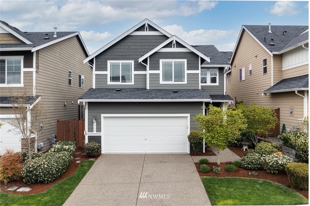 3909 178th Street Southeast Bothell, WA 98012 - Photo 3 of 37 Gallery Image 3