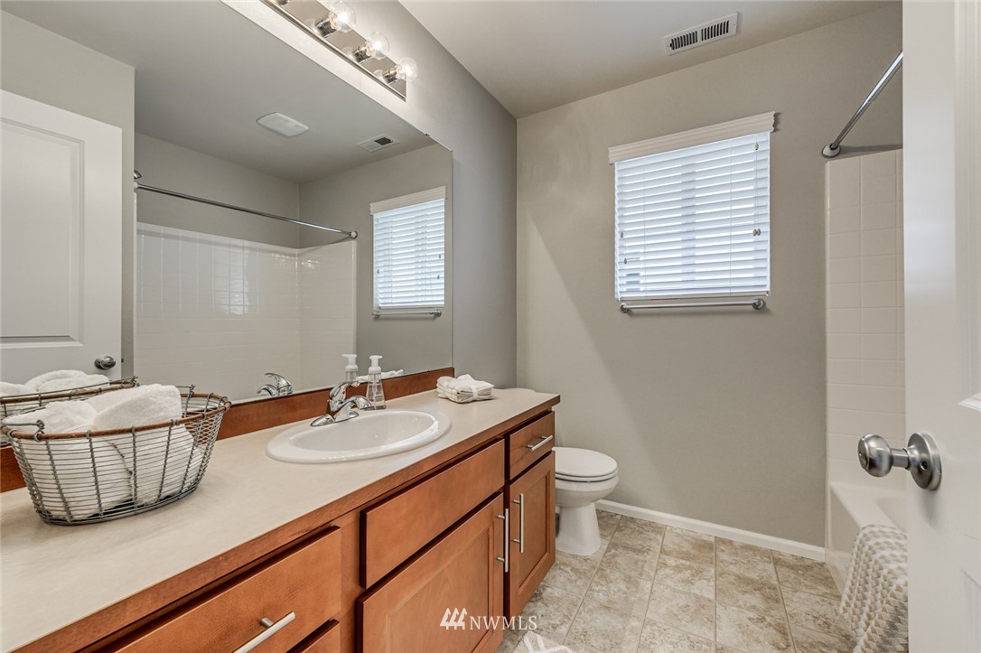 3909 178th Street Southeast Bothell, WA 98012 - Photo 31 of 37 Gallery Image 31