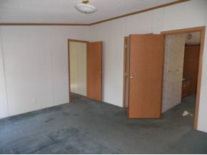 1052 North Blue Barn Road Bloomfield, IN 47424 - Photo 5 of 7