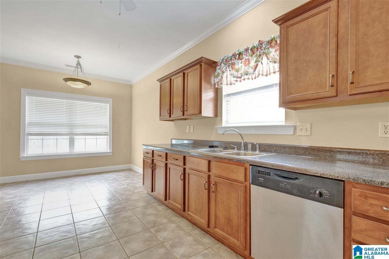 668 Waterford Lane Calera, AL 35040 - Photo 7 of 19