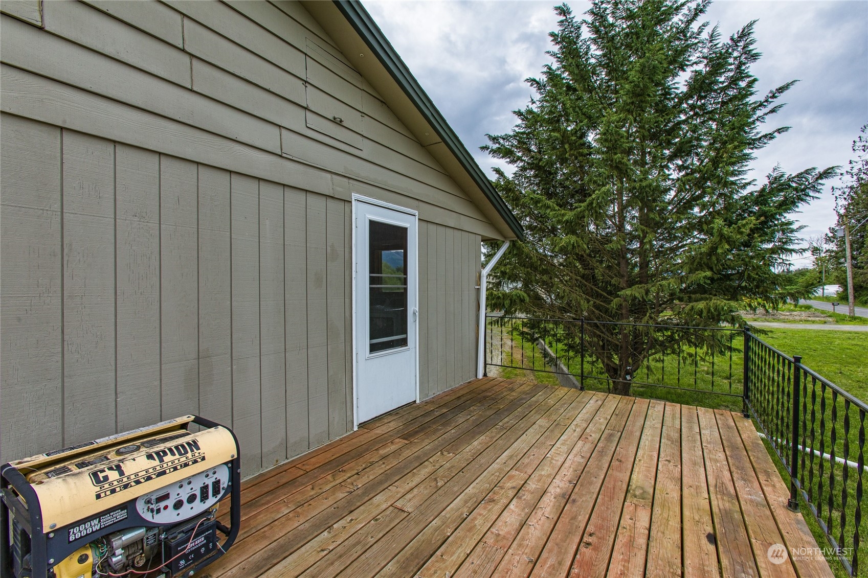 8130 Gillies Road Everson, WA 98247 - Photo 5 of 39 a view of balcony with wooden floor