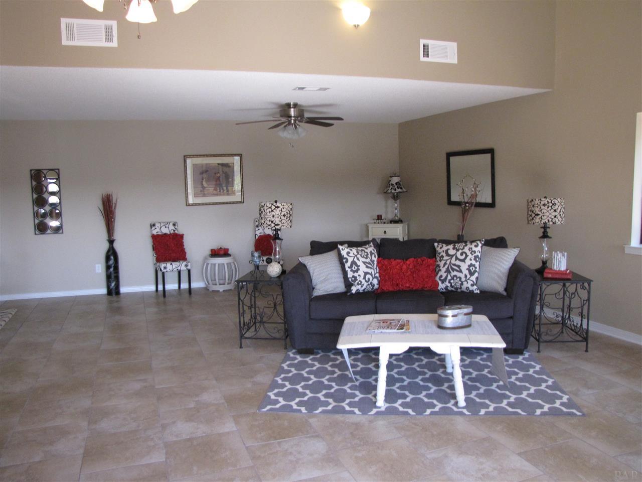 400 Riola Place Pensacola, FL 32506 - Photo 11 of 31 Gallery Image 11