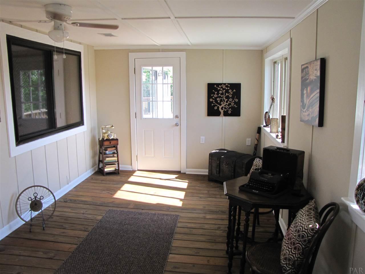 400 Riola Place Pensacola, FL 32506 - Photo 14 of 31 Gallery Image 14
