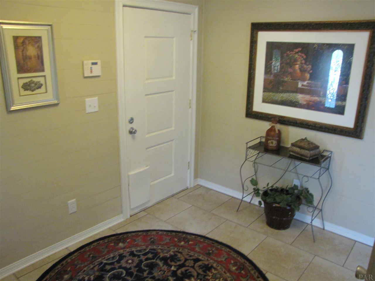 400 Riola Place Pensacola, FL 32506 - Photo 2 of 31 Gallery Image 2