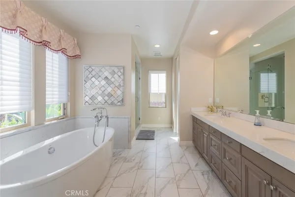 $9,000 | 16 Spanish Moss, Irvine, CA 92602