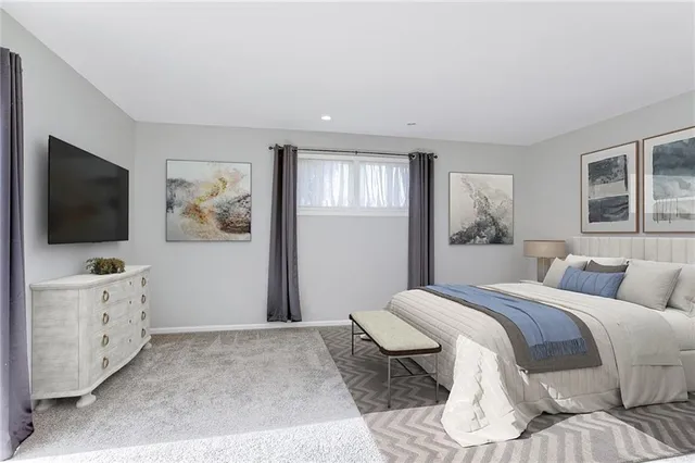 $299,000 | 847 Lake Viking Terrace, Altamont, MO 64620