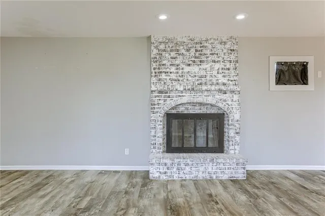 $299,000 | 847 Lake Viking Terrace, Altamont, MO 64620