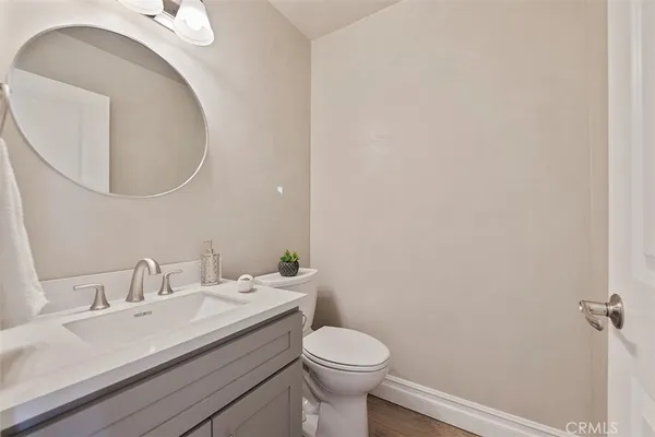 $4,995 | 28033 B Cero Drive, Saugus, CA 91350