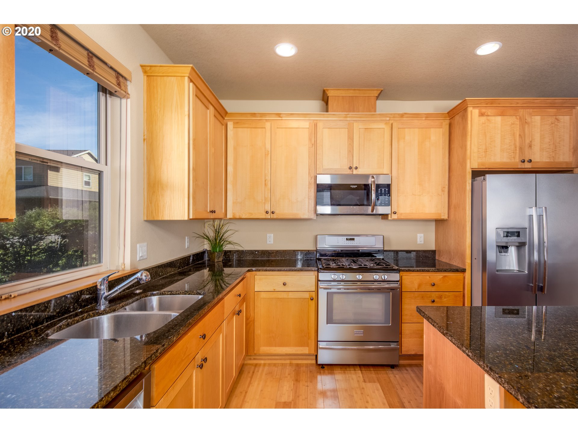 1021 Redtail Loop Hood River, OR 97031 - Photo 7 of 32