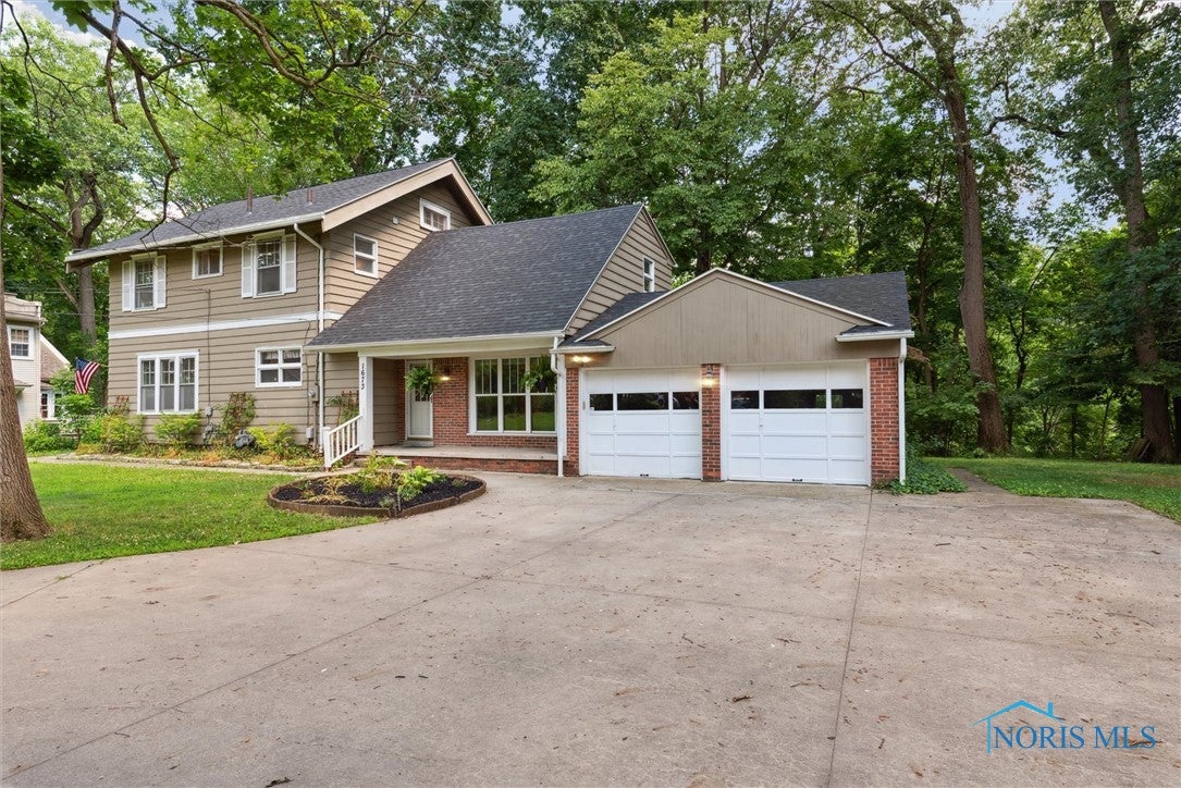 1673 Watova Road Toledo, OH 43614 - Photo 2 of 37 Gallery Image 2