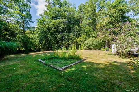 a view of an outdoor space with yard