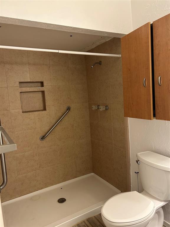 633 Valley View Drive Allen, TX 75002 - Photo 5 of 7