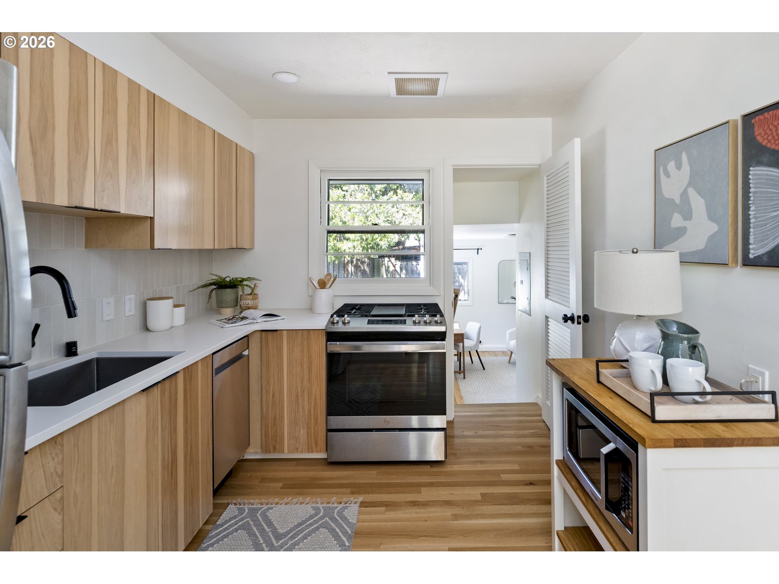11207 Southwest 53rd Avenue Portland, OR 97219 - Photo 19 of 44