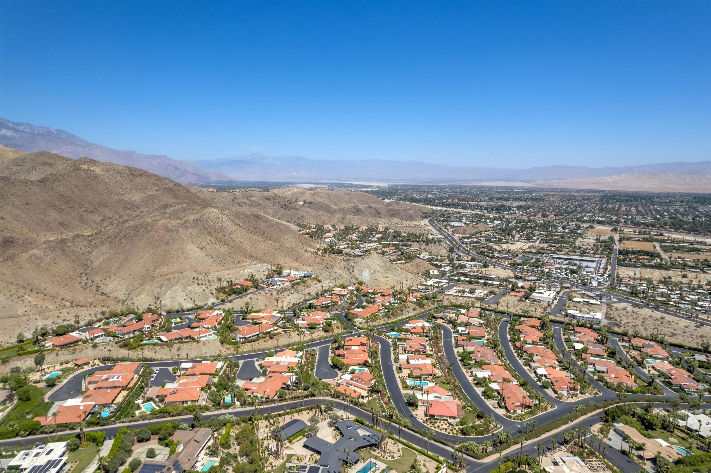 40270 Paseo Del Rey Rancho Mirage, CA 92270 - Photo 32 of 41 an aerial view of residential building and trees around