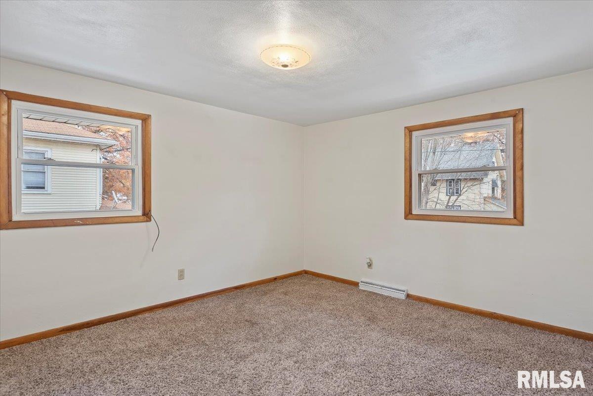 811 West Governor Street Springfield, IL 62704 - Photo 14 of 16