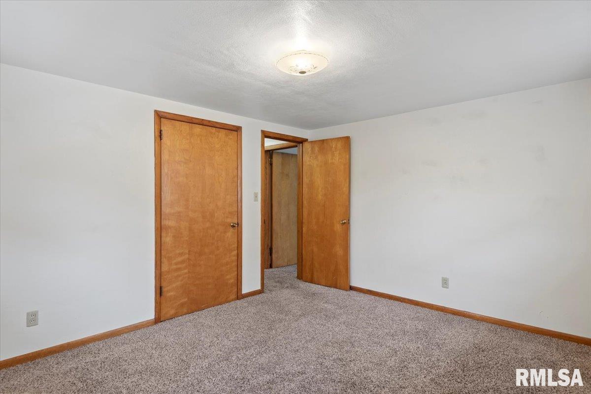 811 West Governor Street Springfield, IL 62704 - Photo 15 of 16